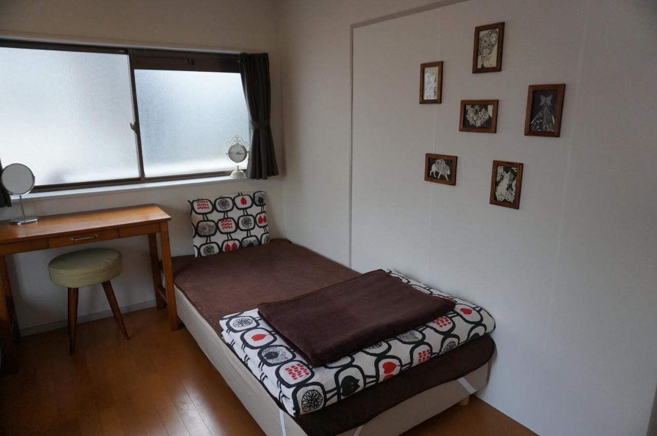 Guesthouse Ten-Roku - Female Only Osaka Ngoại thất bức ảnh