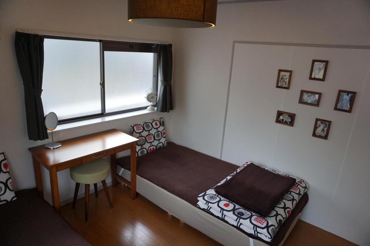 Guesthouse Ten-Roku - Female Only Osaka Ngoại thất bức ảnh